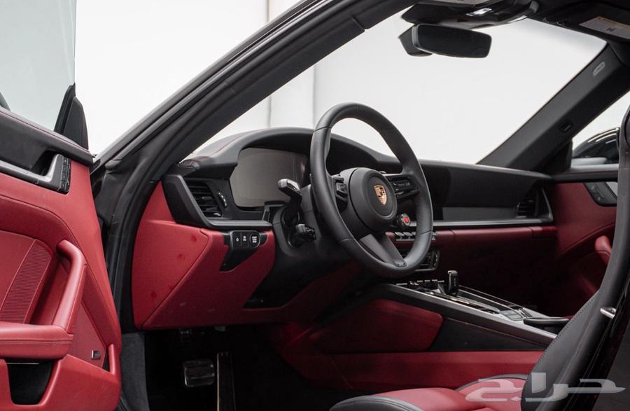 2025 Porsche 911 Carrera سعر منافس63617860956162114
