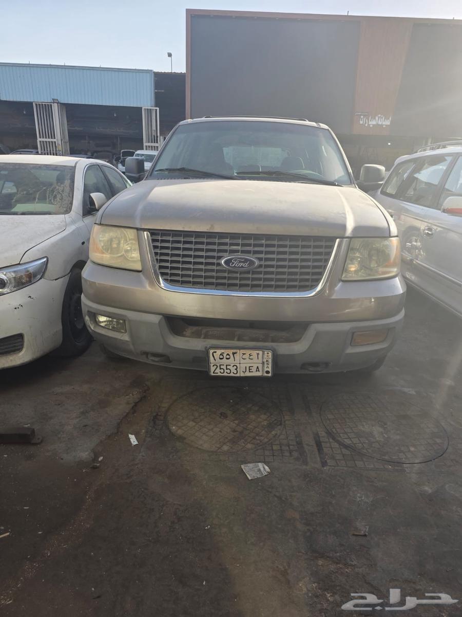 للبيع فورد موديل 2003 مخبط63617975229313112