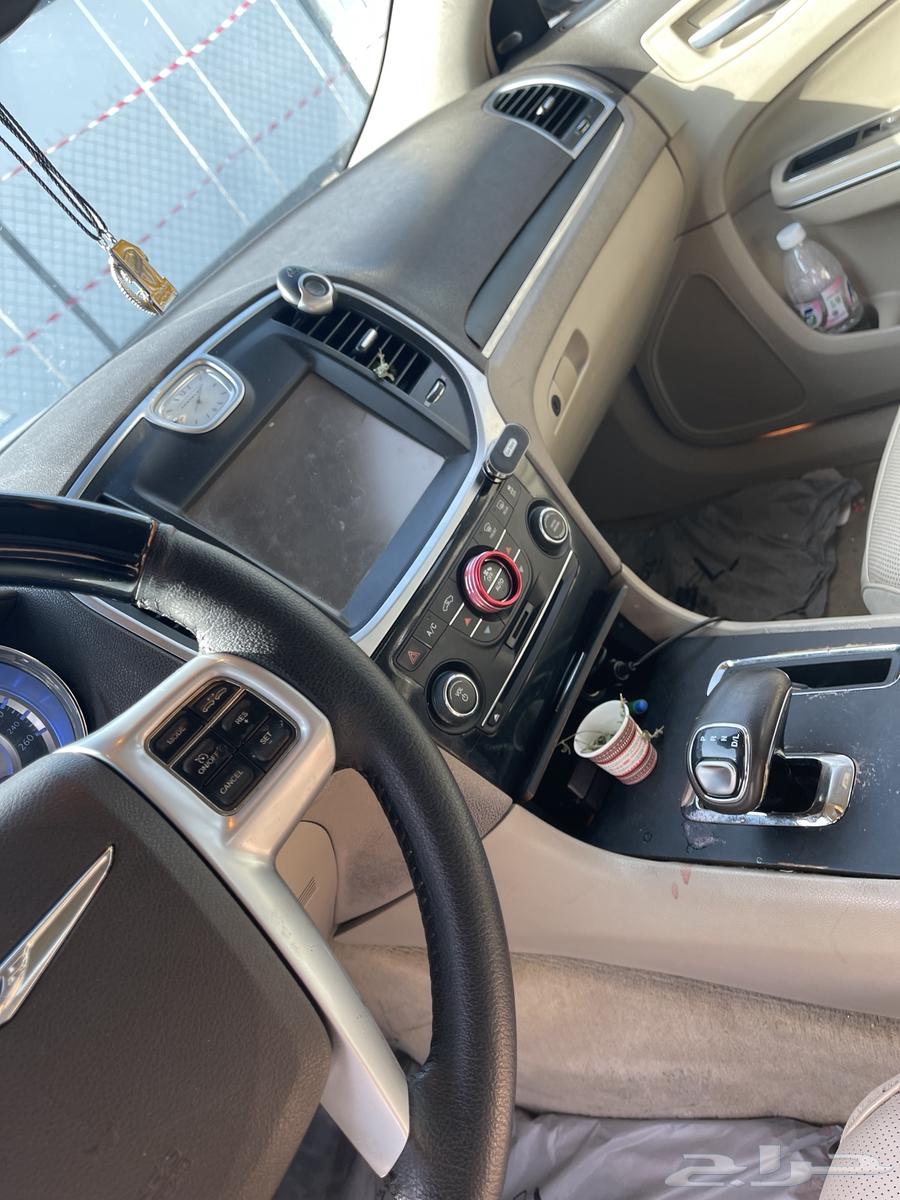 Chrysler for exchange with a suitable car63617860767745114