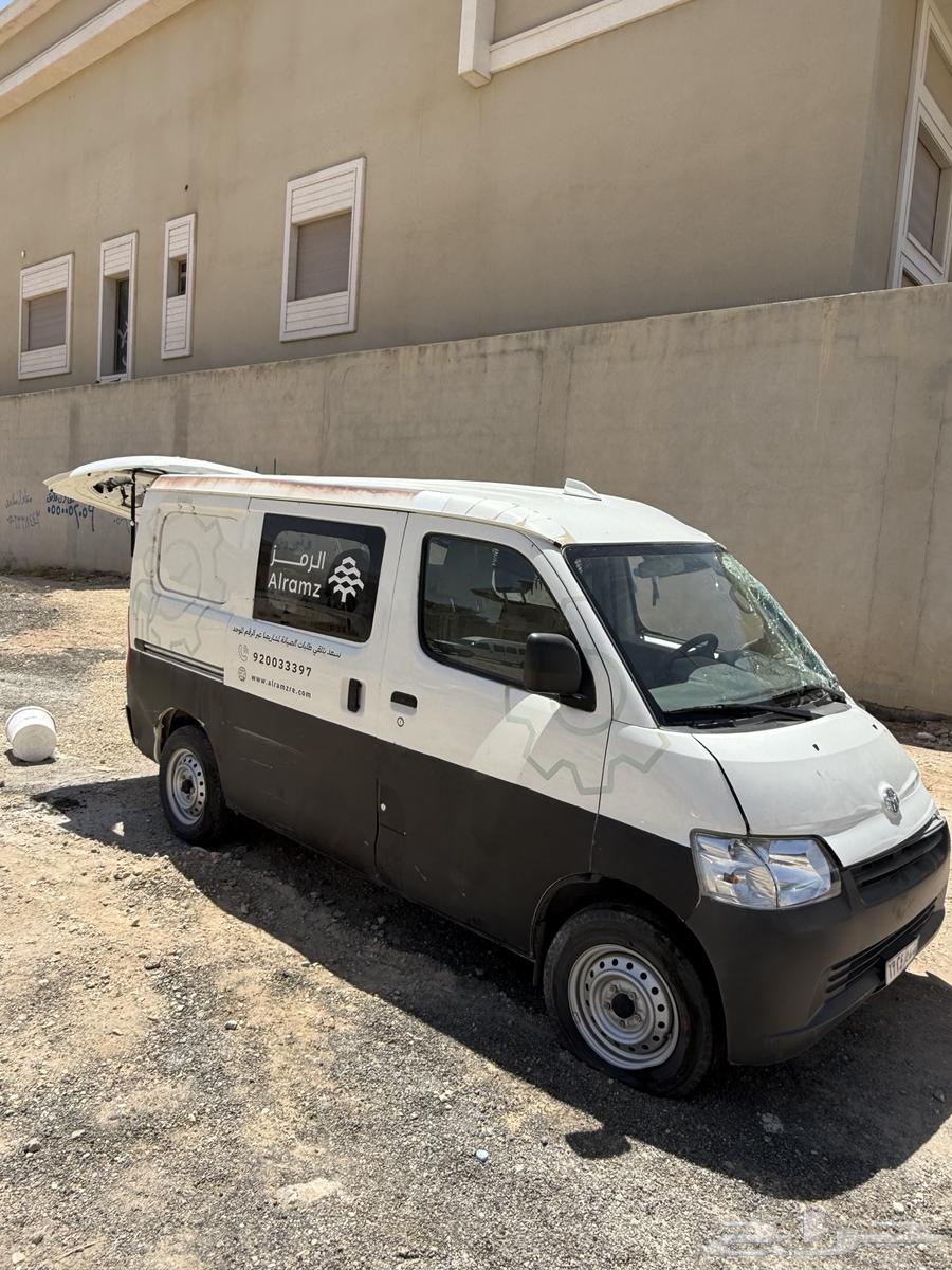 For sale, 2024 Light Ace bus, 35,000 km63617875270275114