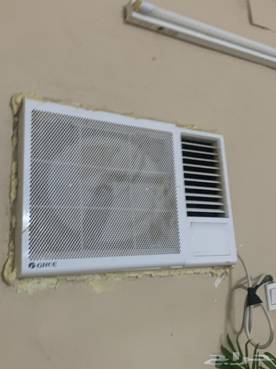 مكيف يبرد غرفه أربعة في أربعة نظيف استخدم فقط سبعة شهور63618378709122112