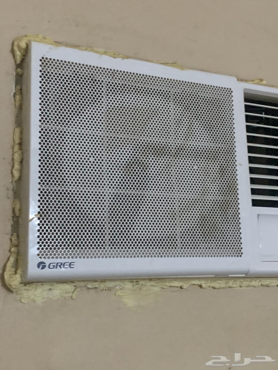 مكيف يبرد غرفه أربعة في أربعة نظيف استخدم فقط سبعة شهور63618378709122113