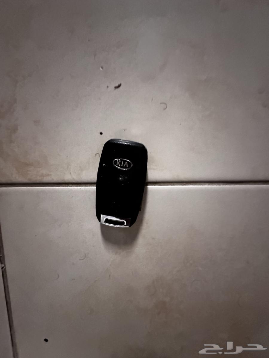 Kia Rio key63617876537985111