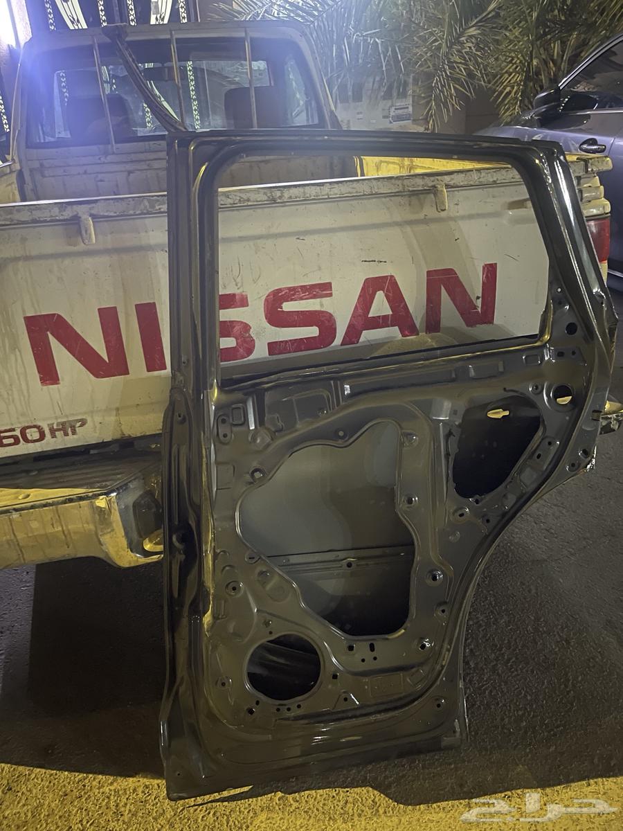 ابواب مازدا 5 جهة اليمين وكالة ولكن يوجد بيهم حادث حسب الصو63617974672515113