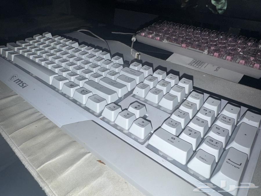 Excellent condition gaming keyboard63618479953795112