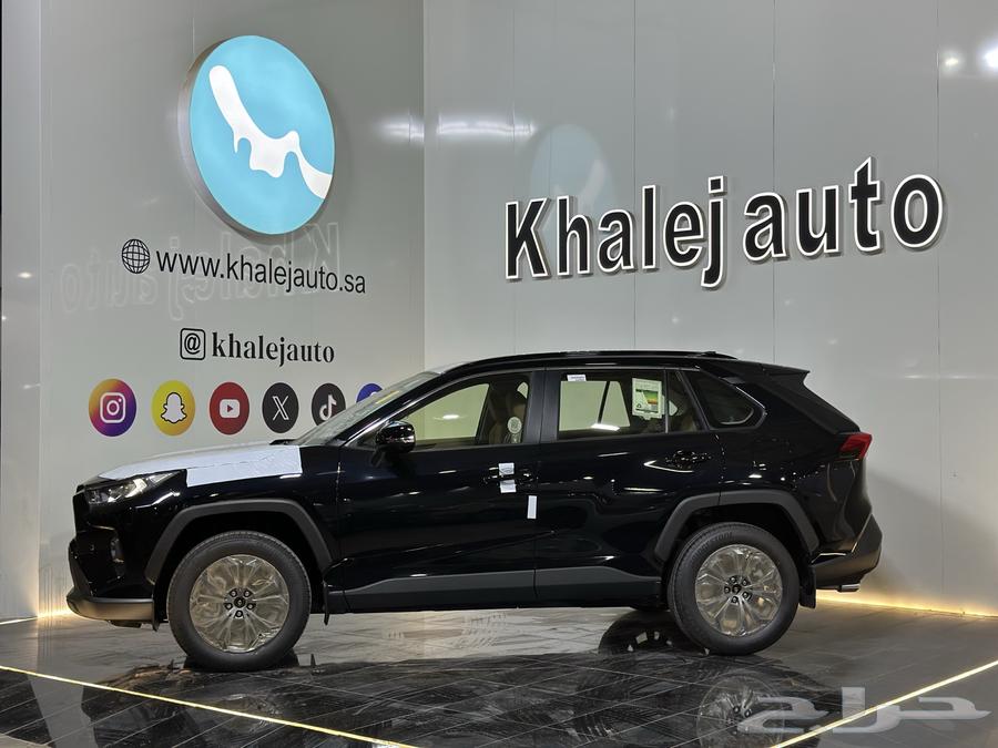 تويوتا راف فور XLE بنزين 202563617872614275112