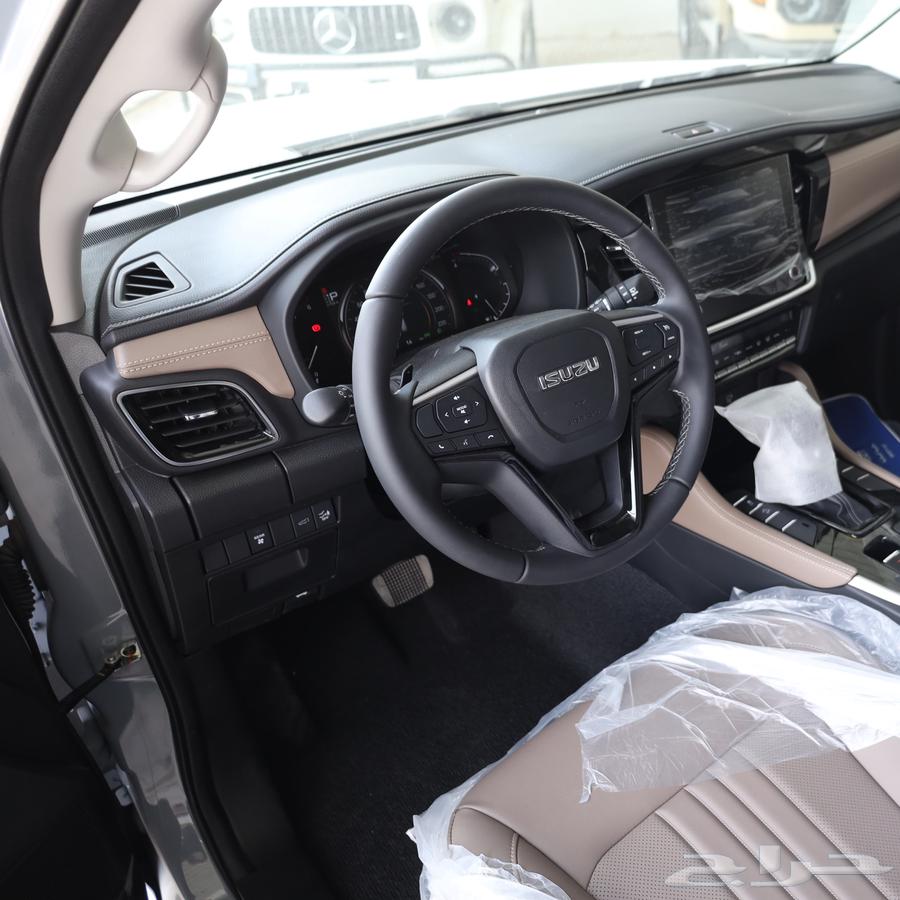 Isuzu MUX Full Option 4x4 202563617958018307114