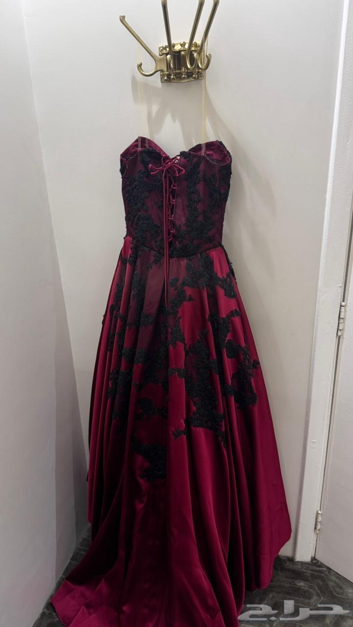 Unused dress for sale with no defects, size medium63667810701442111