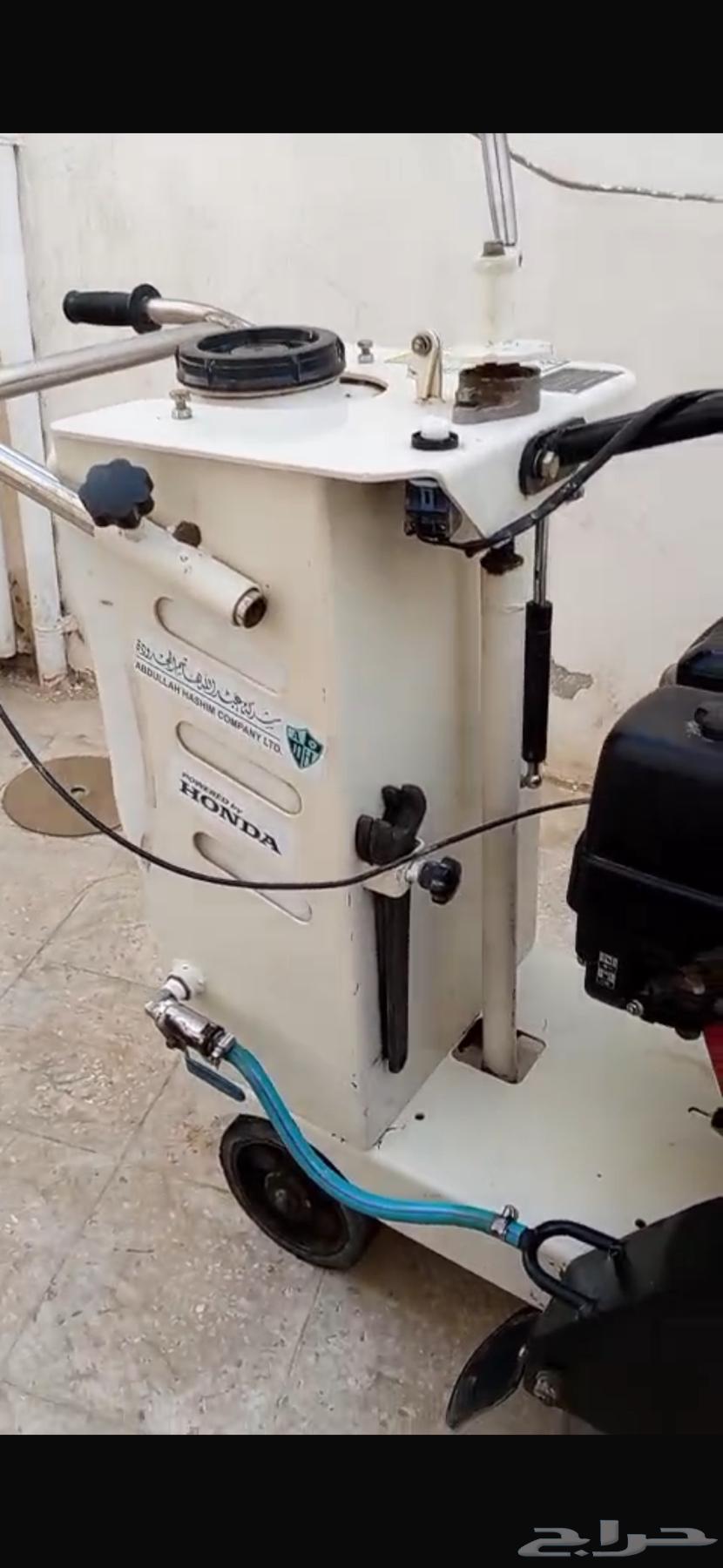 Asphalt spreader Hyundai type only one month used Jeddah63617972635523112