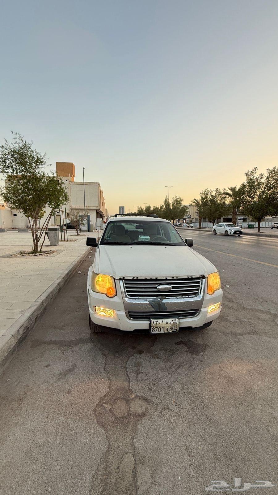Ford Explorer63617971345921112