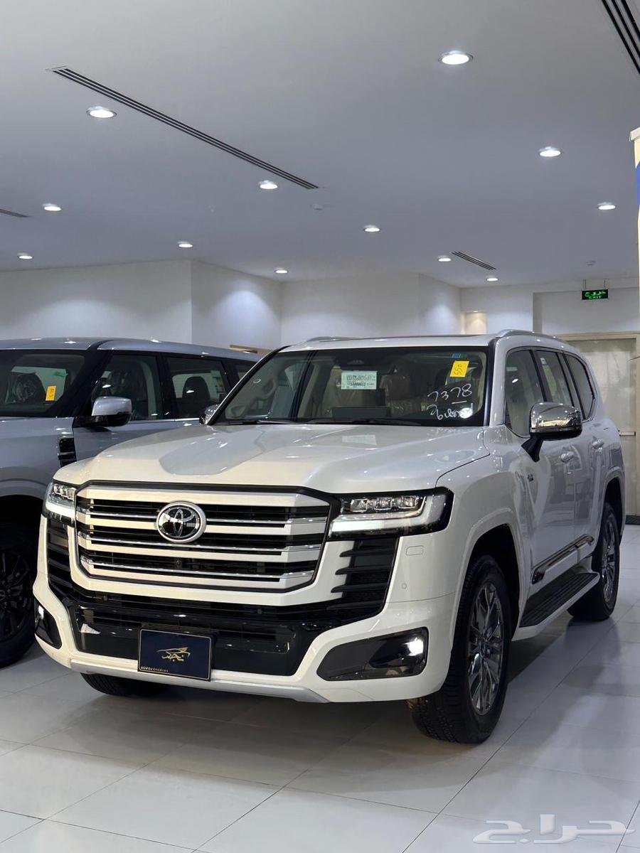 Land Cruiser VX Hybrid63617876053122111