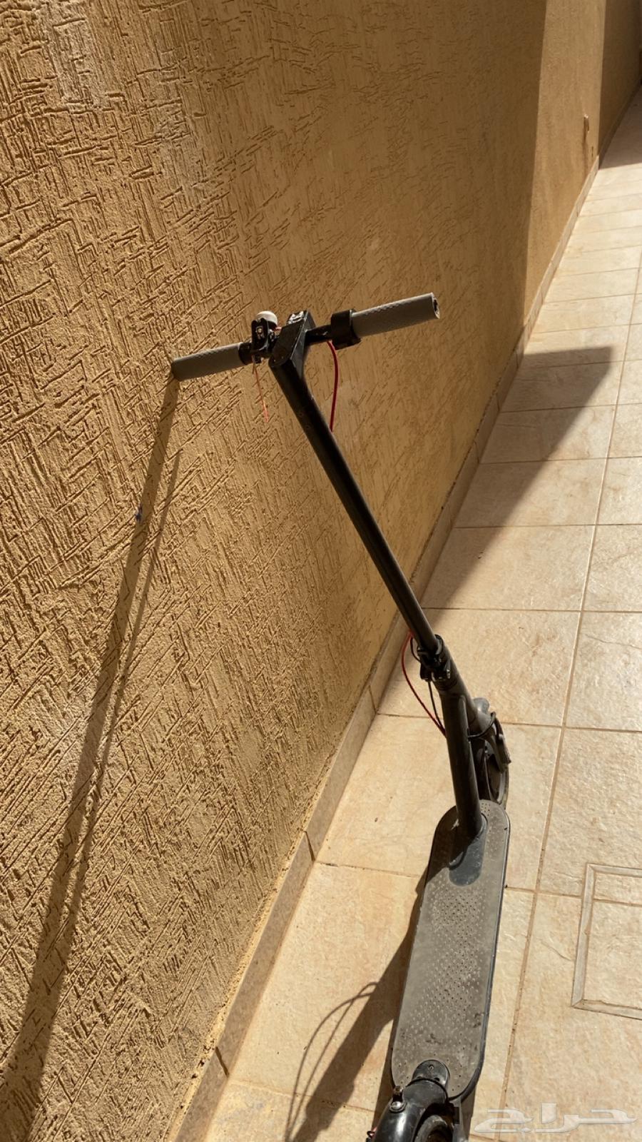 Electric scooter price 300 riyals (Al-Saamel contact me on WhatsApp)63618764210946111