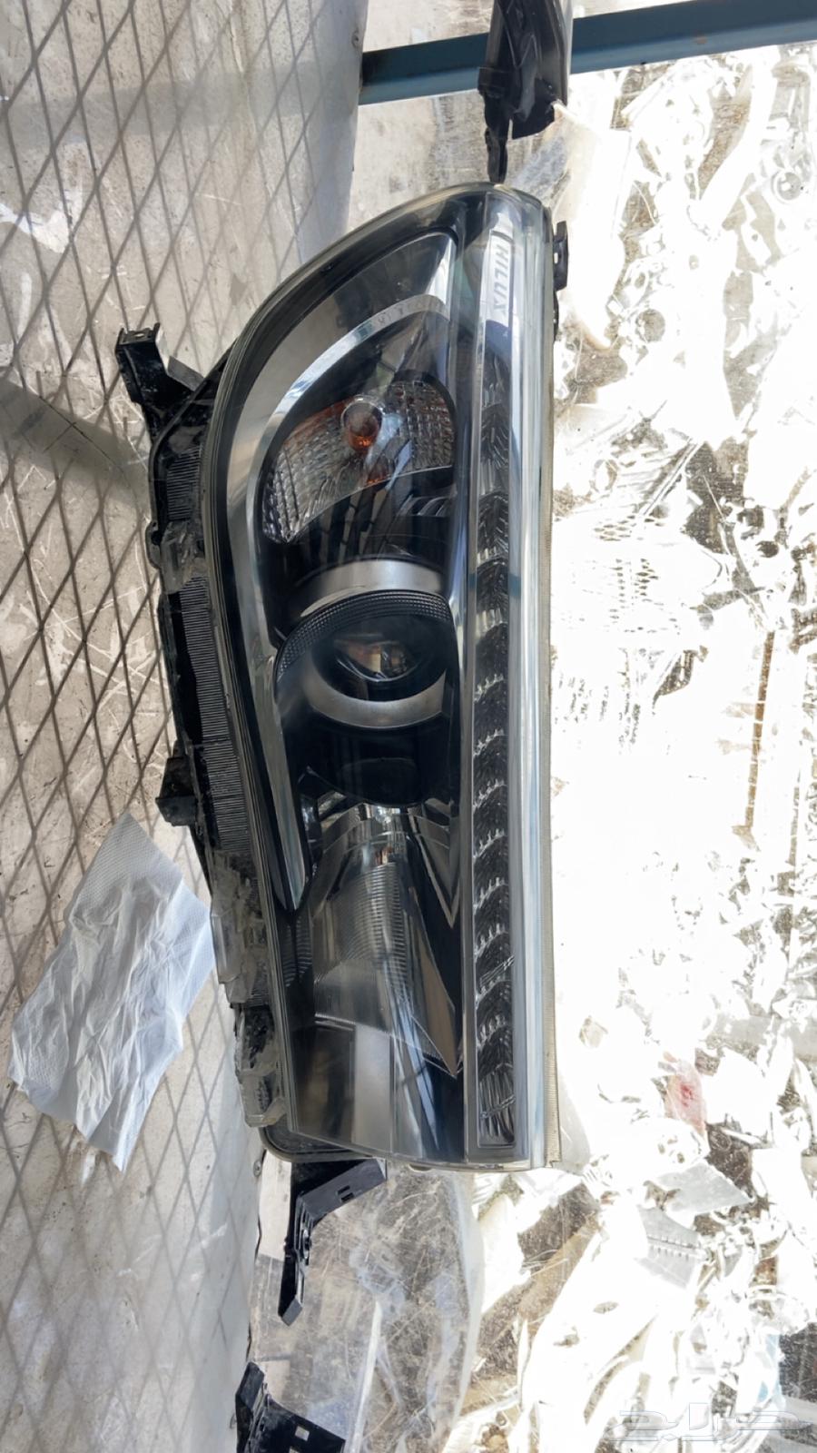 Toyota Hilux 2016-2020 Double LED Headlights63619423554179111