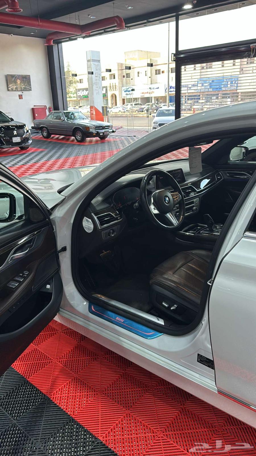 BMW 202063654636937731114