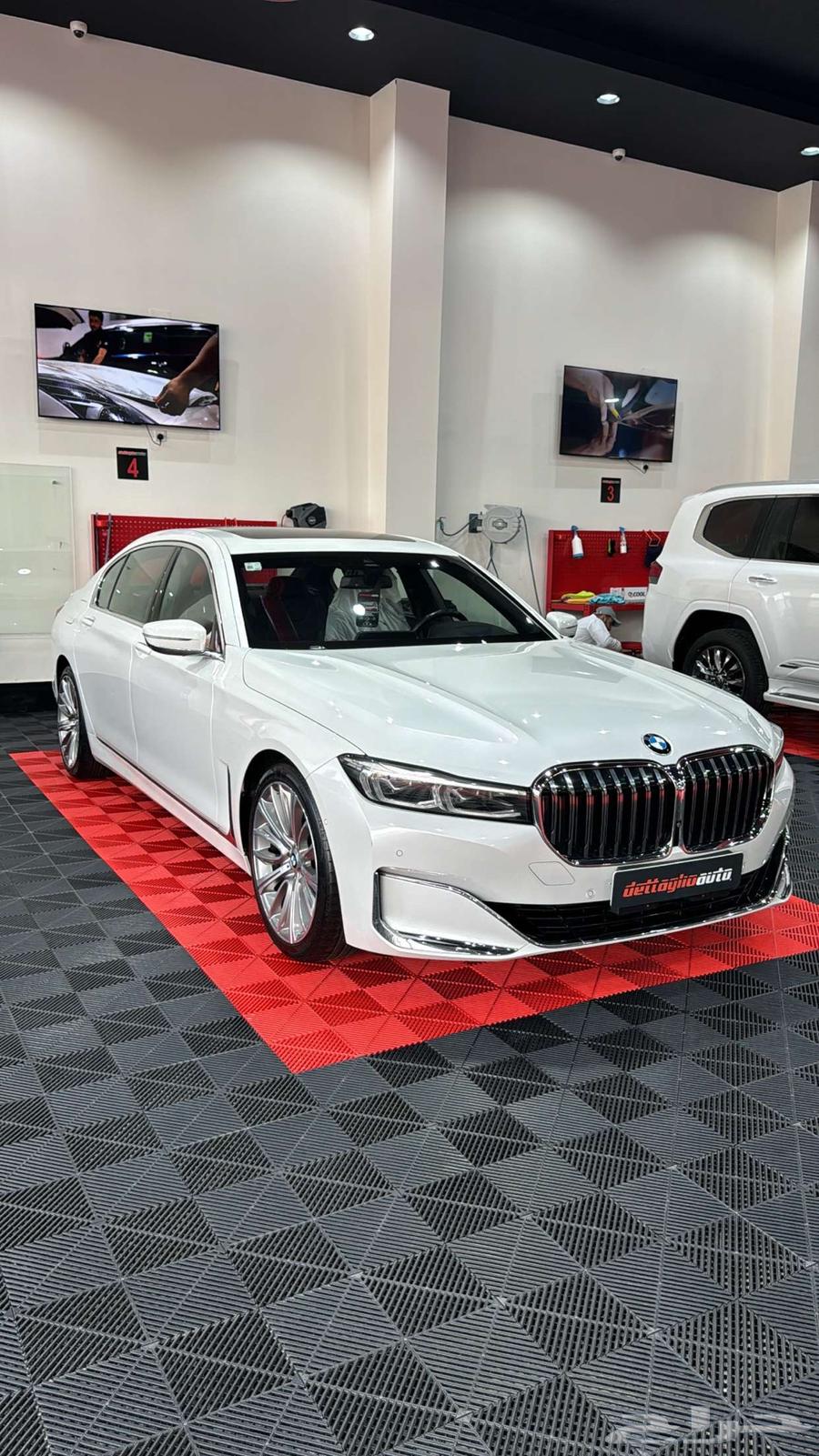 BMW 202063654636937731112