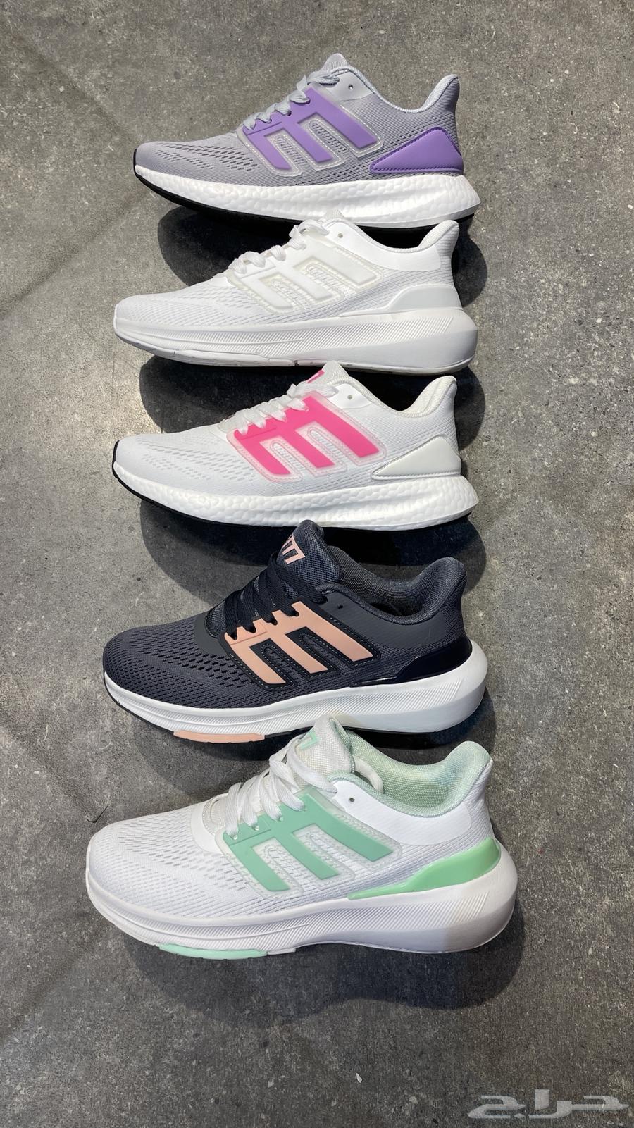 Women's and men's random shoes63618586751361111