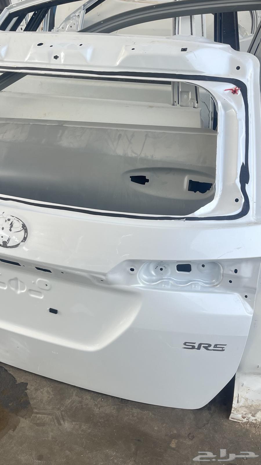 قطع غيار سيارات   (TOYOTA)63619121160834112