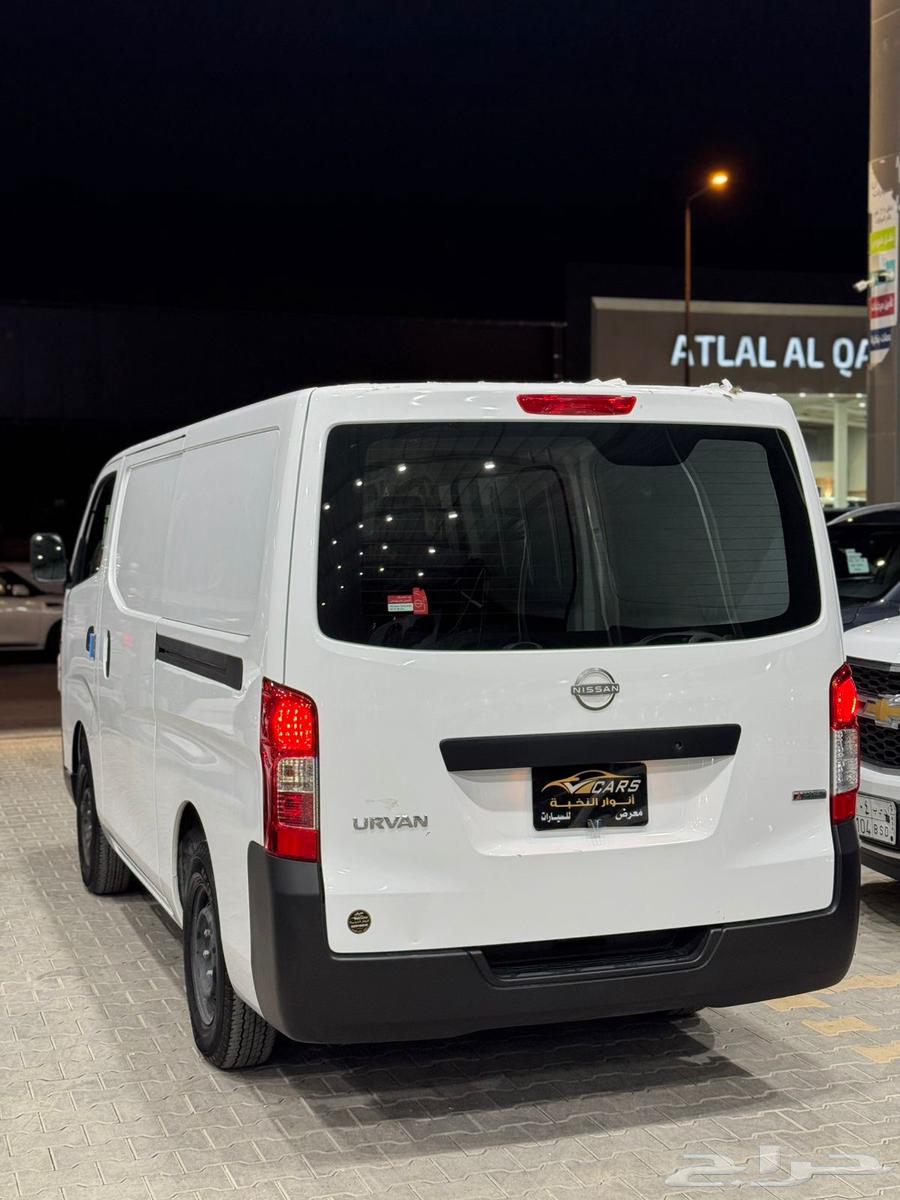 Nissan Uravan 2023 Diesel Cargo - Only 10,000 km on the odometer63619795819649113