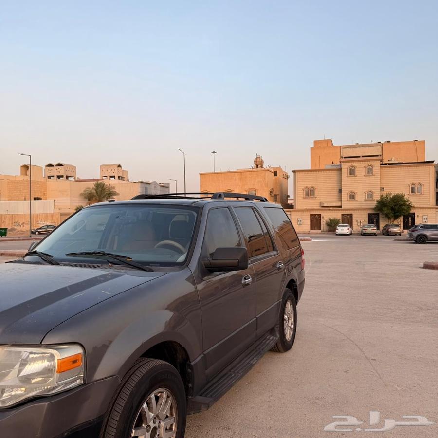 Ford Expedition 201163654644025474110