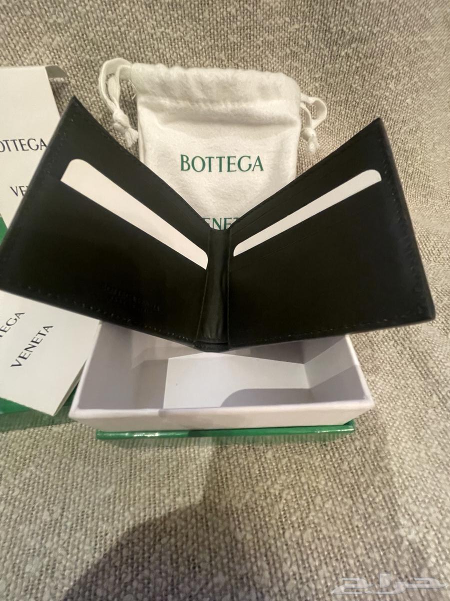 Bottega wallet.63331363571971112