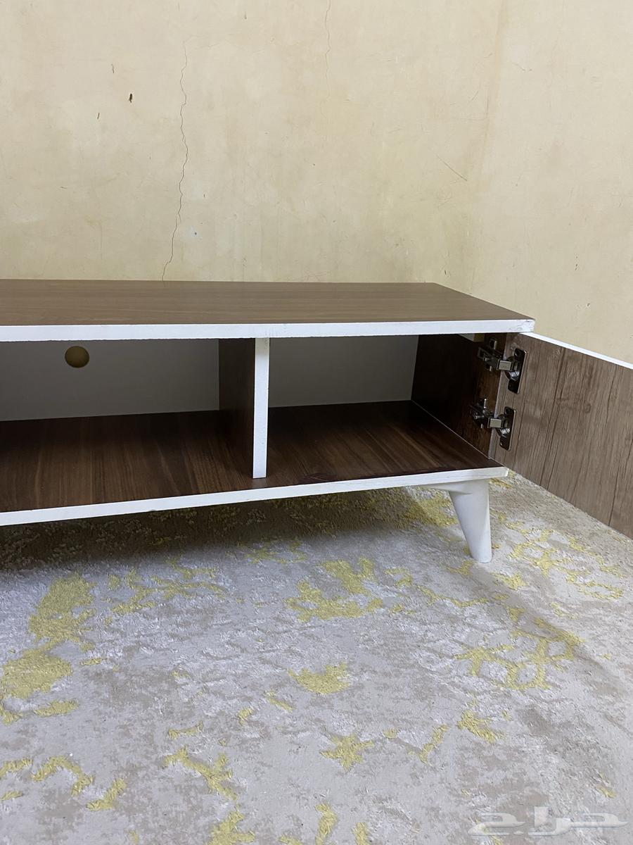 طاولة تلفزيون63618675218050112