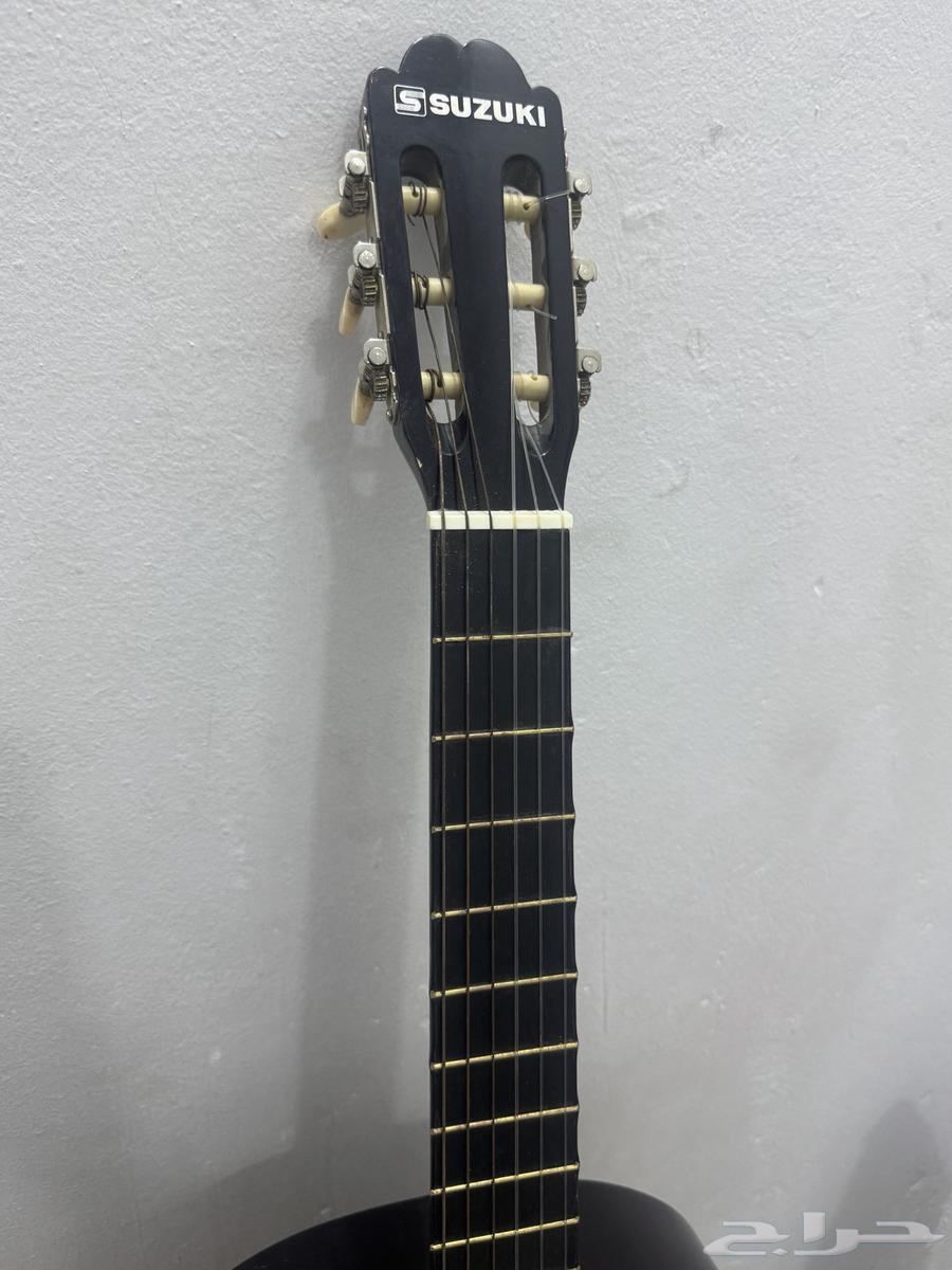 Suzuki Guitar63618765271171111