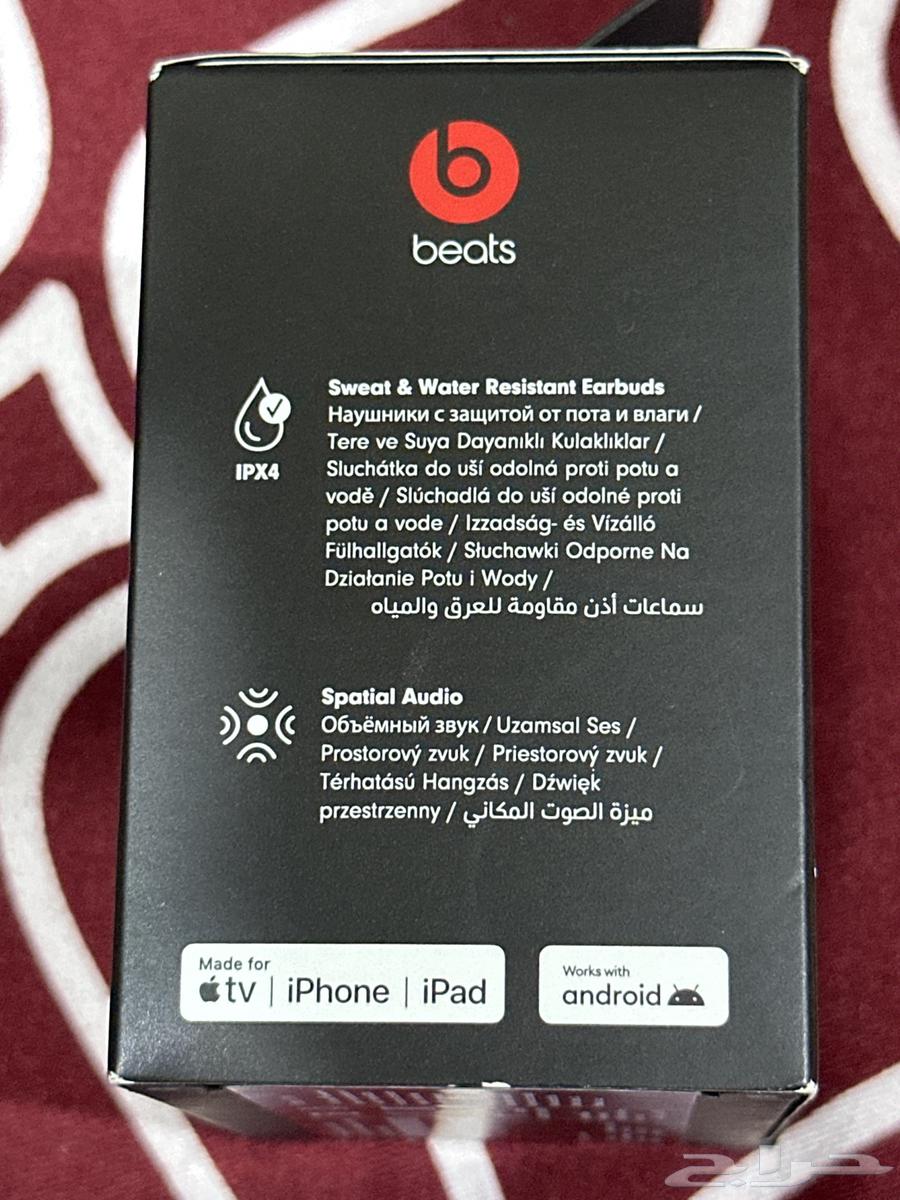 Beats headphones black color, new unopened from the box63618680228610113
