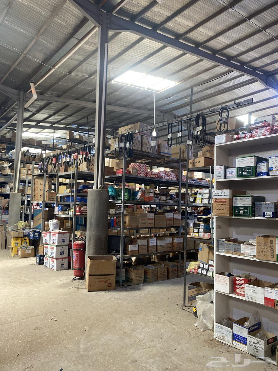 قطع غيار جميع انواع السيارات63622207402242111