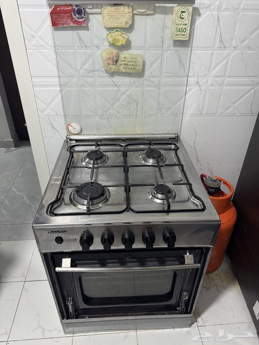 بوتجاز غاز 4 عيون و شاشة سوني 55 بوصة بها كسر63618668754434113