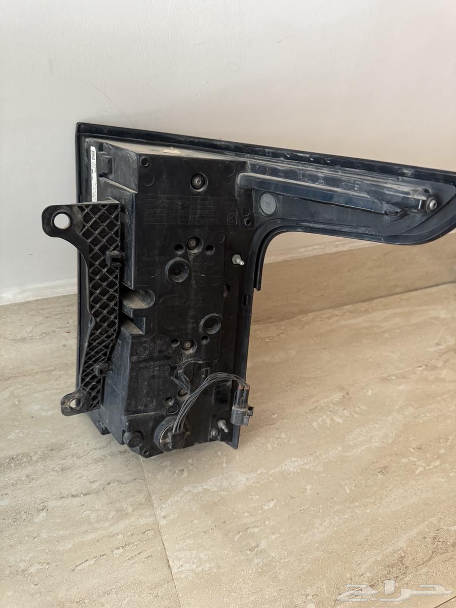 Land Rover Spare Parts (Left Rear Door) 201963622437571587114