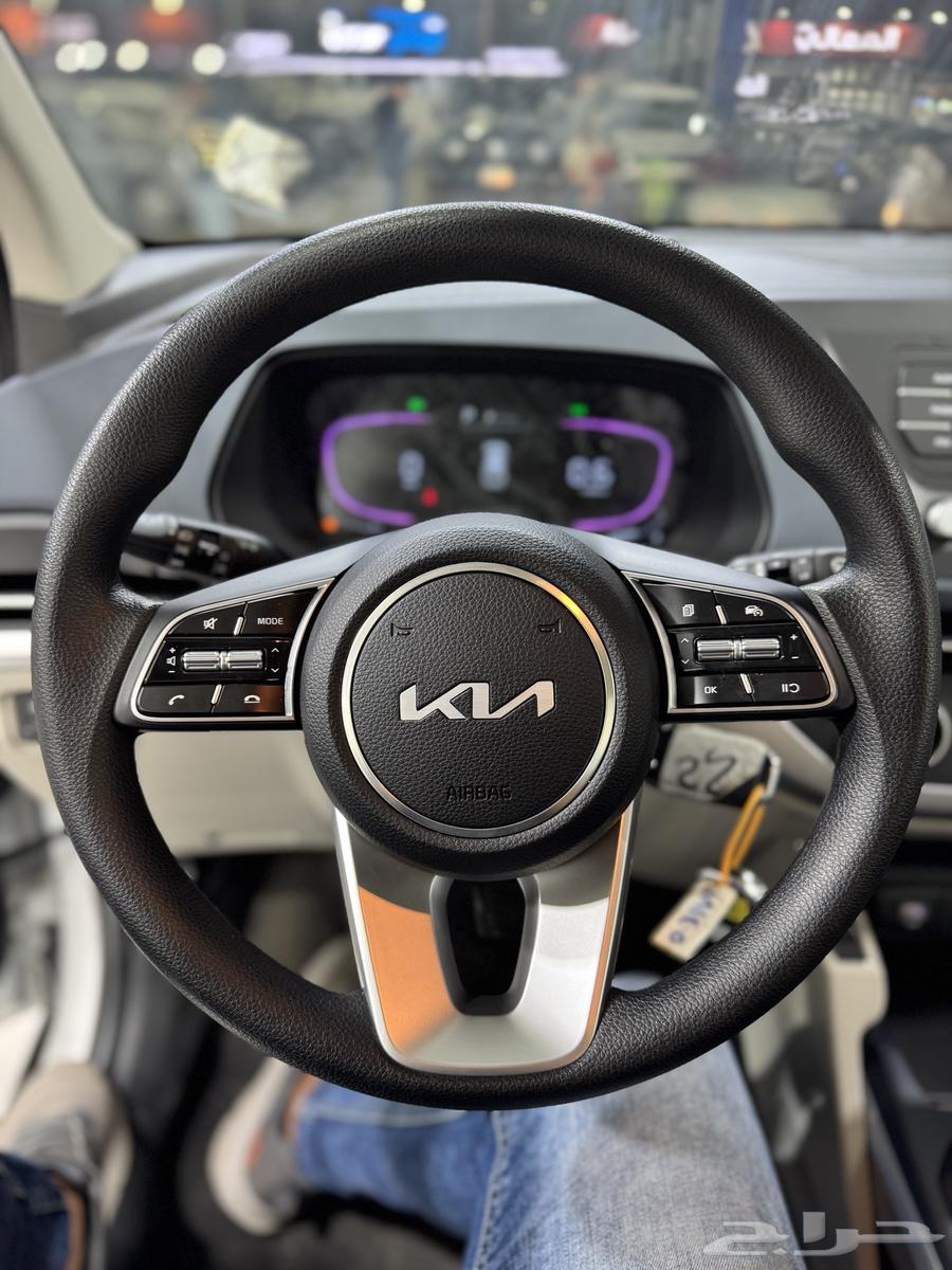 Exclusive limited-time offer Kia Carens Standard 2025 only 67900 inclusive63620486984835114