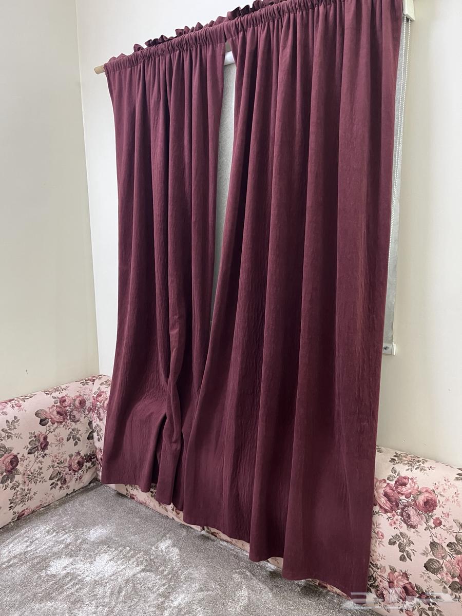 Support with mattress and curtain63618680989825112