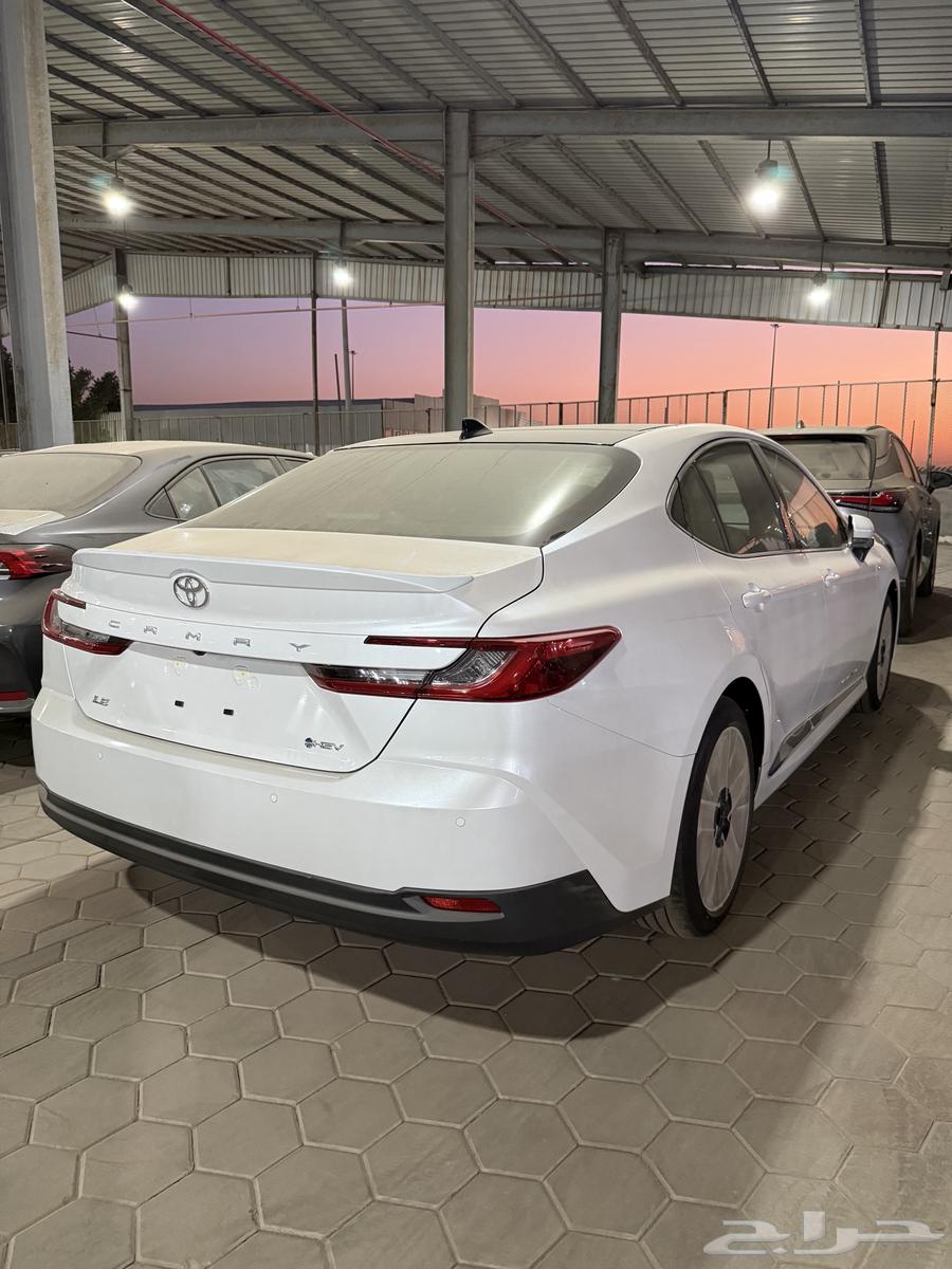 2025 Toyota Camry LE Hybrid63620319212675114