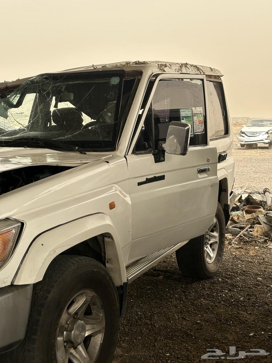 توتا جيب 2012للبيع قطع63623609127809111
