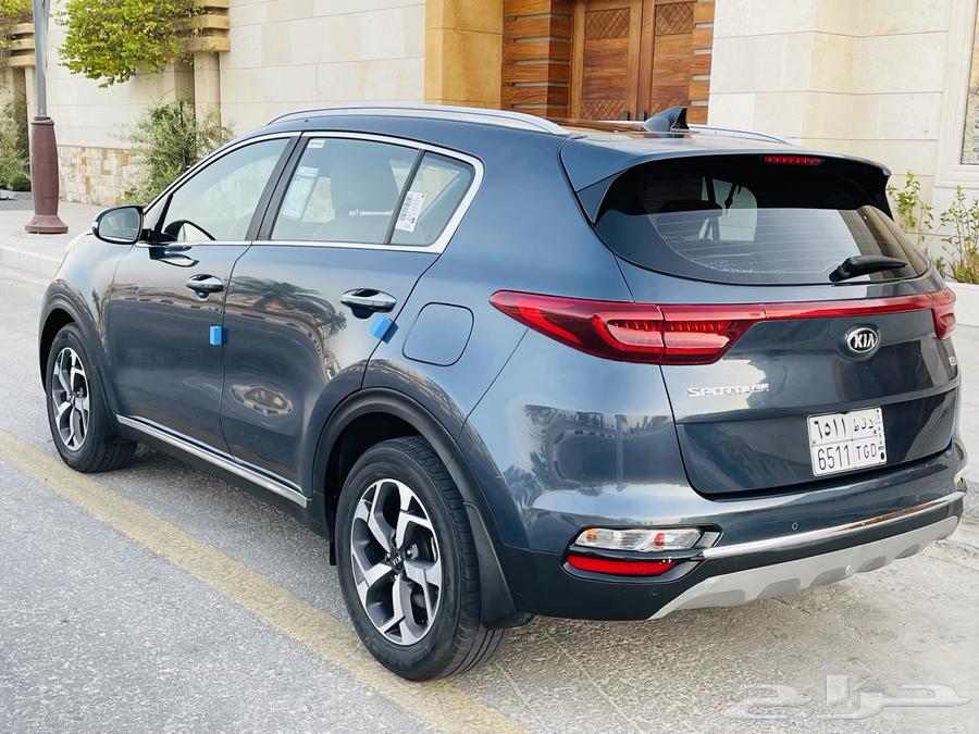 Kia - Sportage 2019 Model with Panoramic Roof and Gasoline Engine63654632956931111