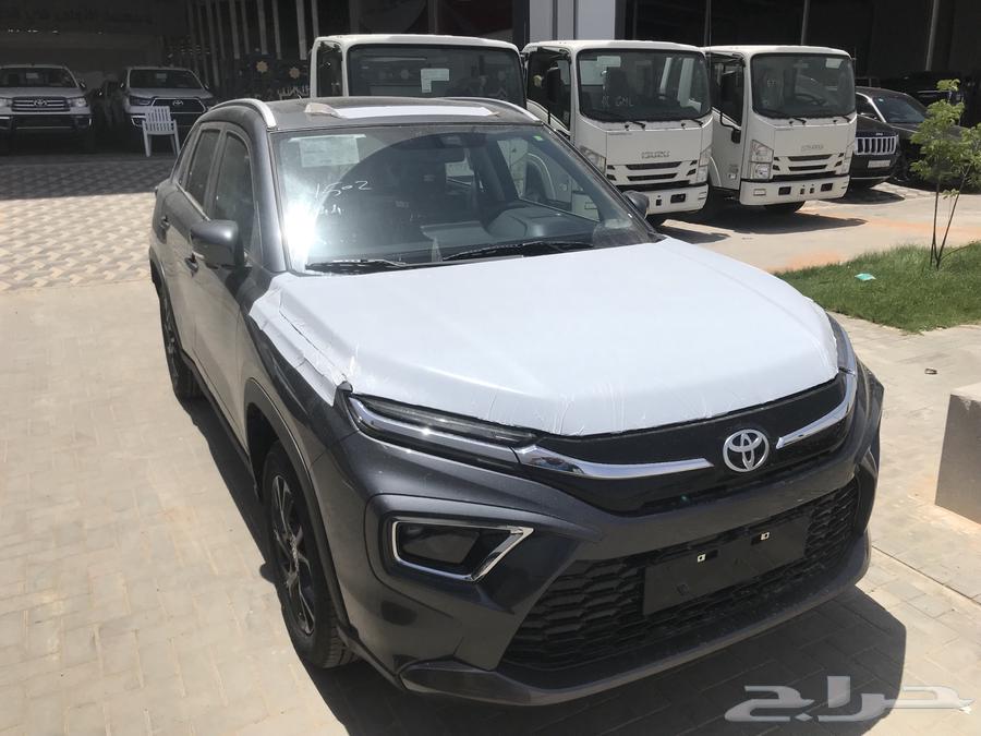 تويوتا اوربان GLX فل كامل 2025 (عازل حراري مجاني)63621056820865111