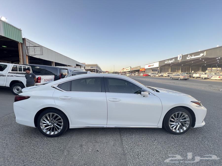 (Sold)63617978968451114