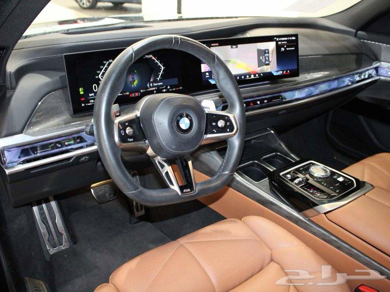 BMW Crystal -740 -202363623773560578112