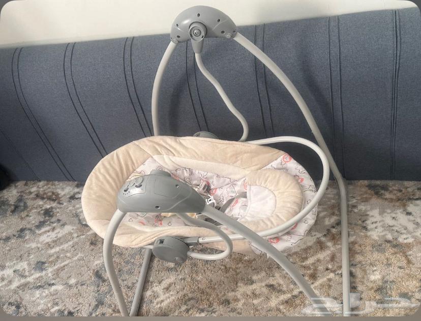 Clean user belt with a children's swing as a condition63618765139586112