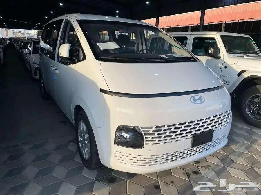 Hyundai Staria Gasoline 9-Seater 2025 Model Cash or Installments63617979097217111