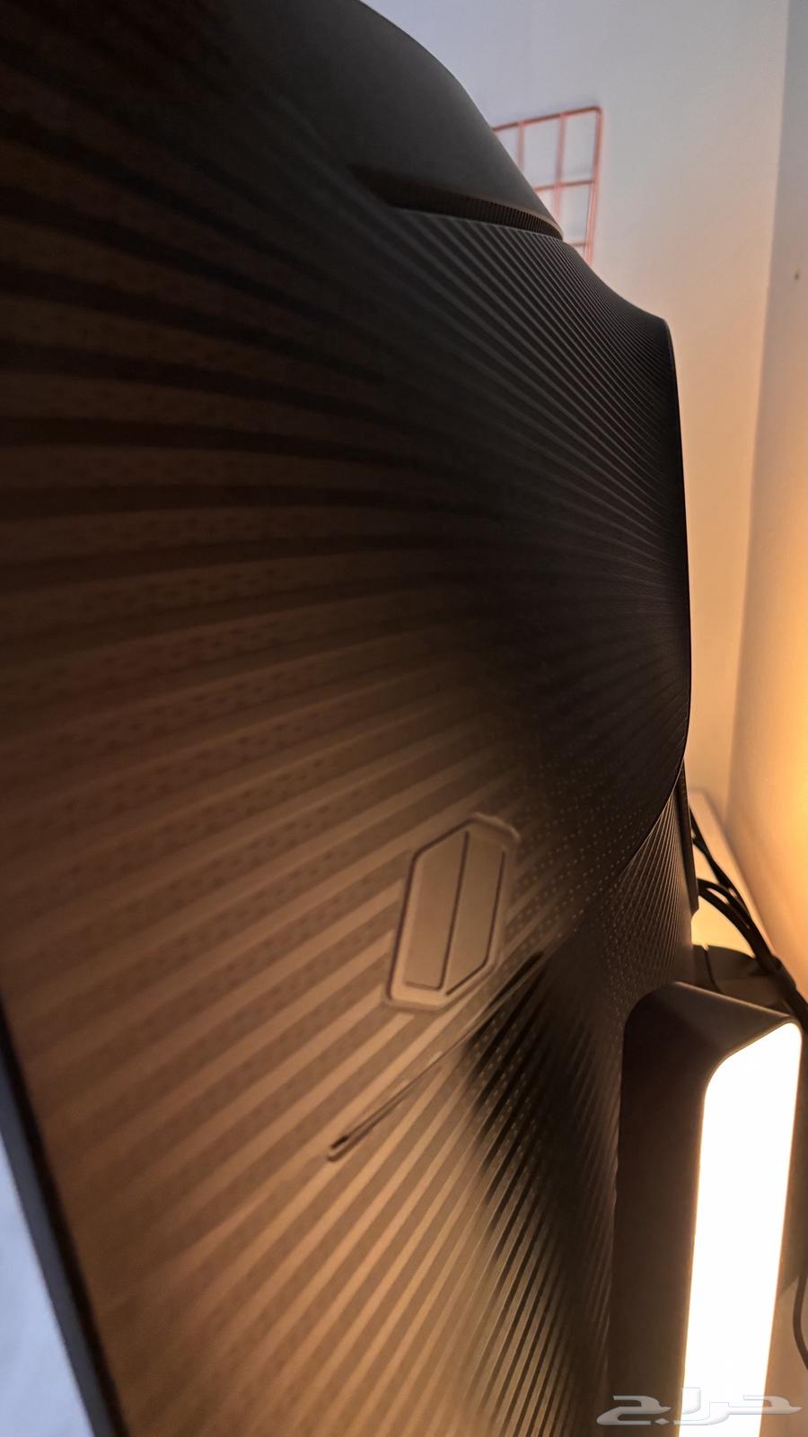شاشة 32 إنش 165Hz Samsung Odyssey G5 شبه جديدة مع هدية63618769484546113