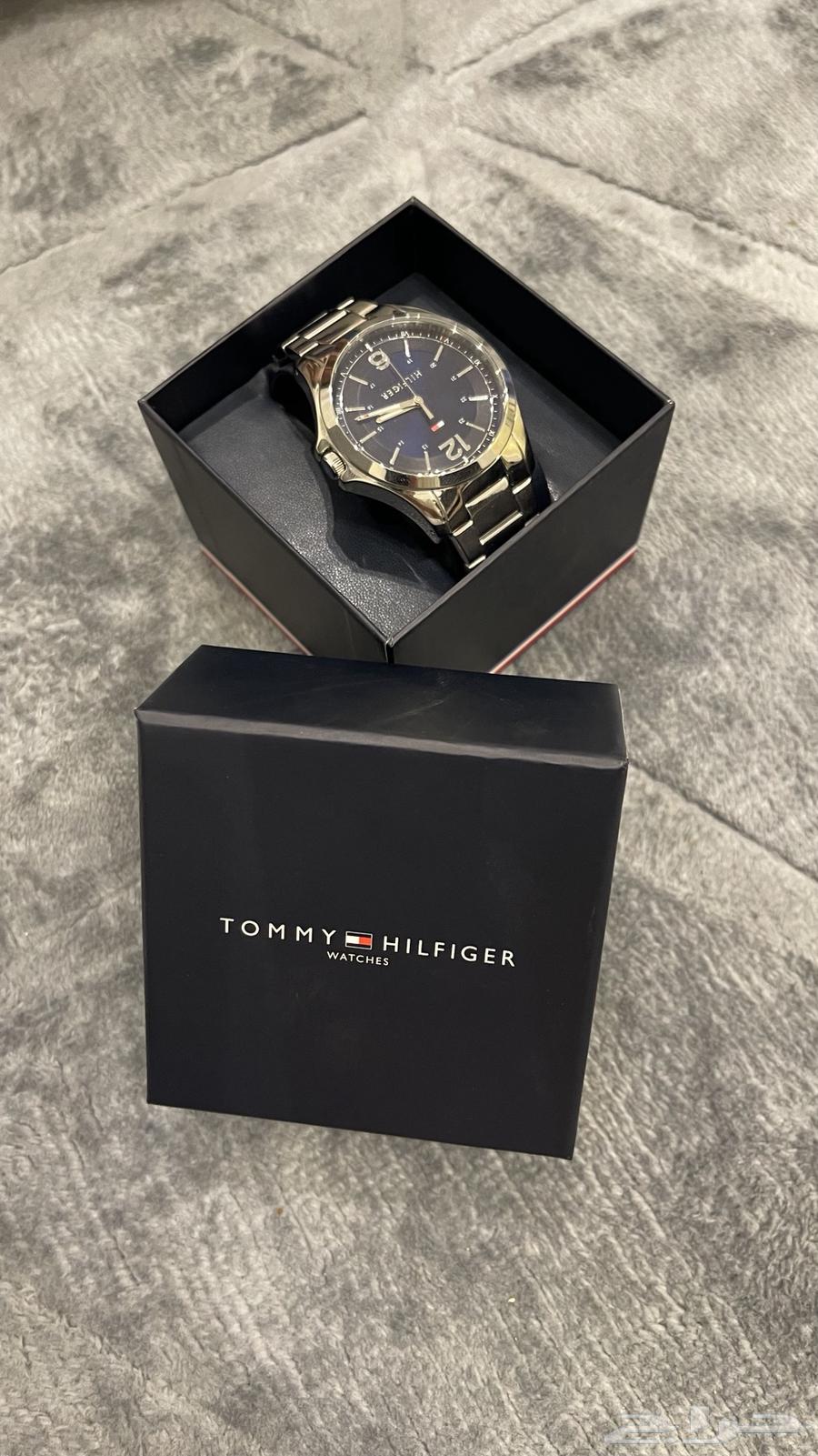 New TOMMY watch63618772031234111