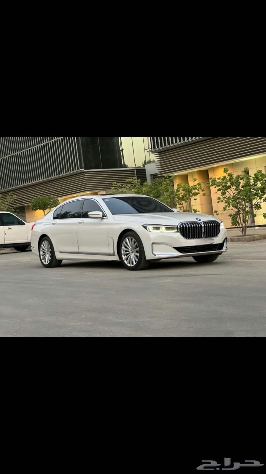 BMW 7 Series 202163654900502274112