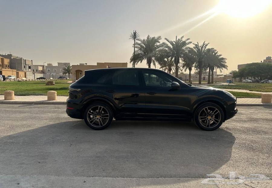 Porsche Cayenne 2019 Turbo63654904643586112