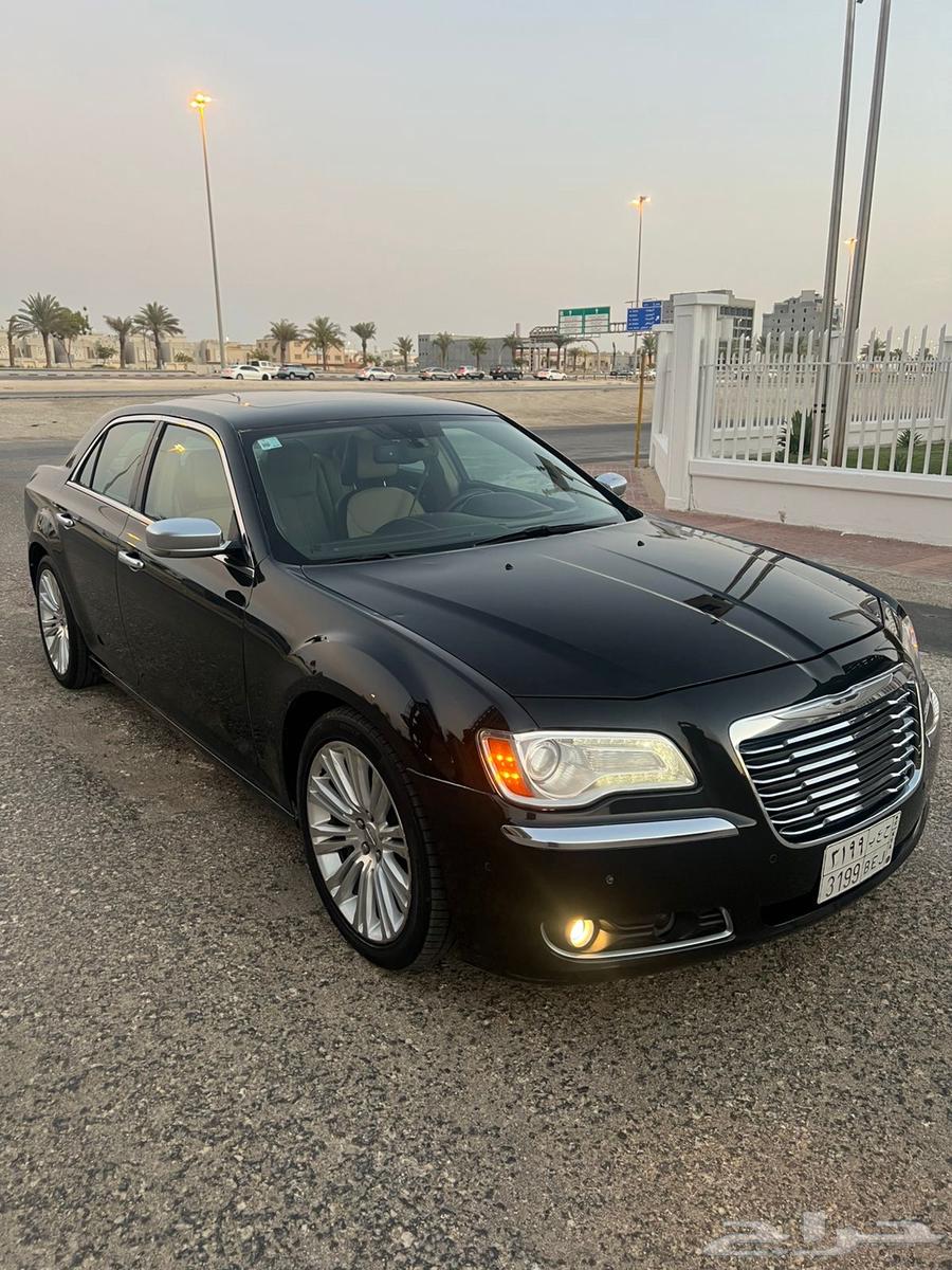 للبيع كرايسلر 8 سلندر 5.7 201463654646785795111