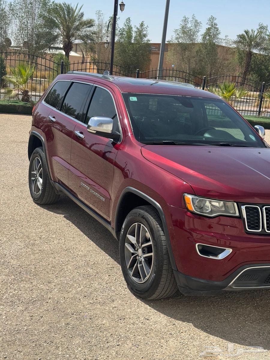 2017 American Grand Cherokee Limited63654898166145113