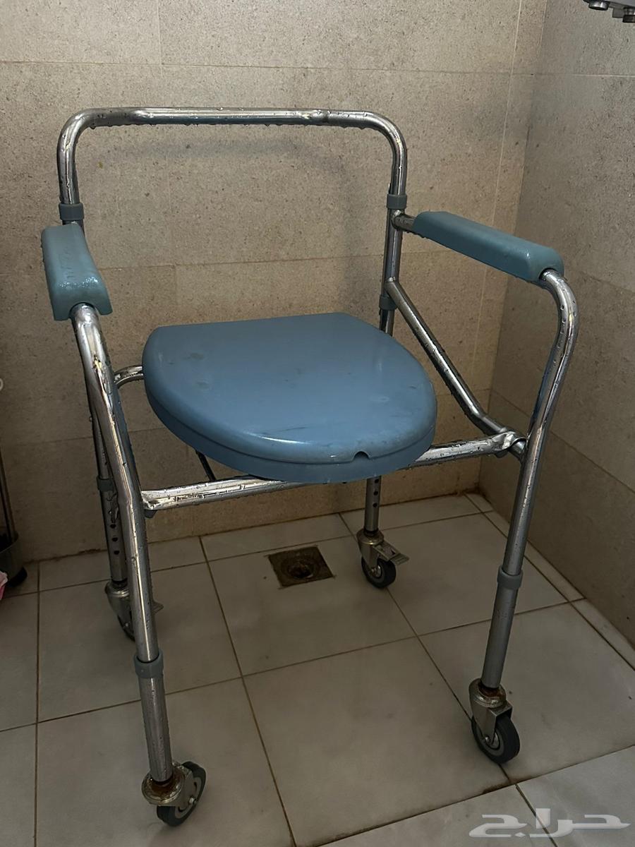 Toilet wheelchair, God bless you63618860061186112