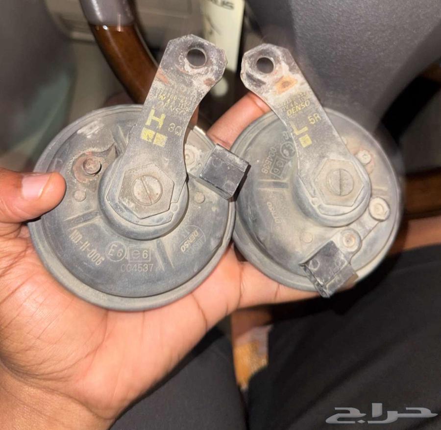 بوري لكزس 40063654650081795110