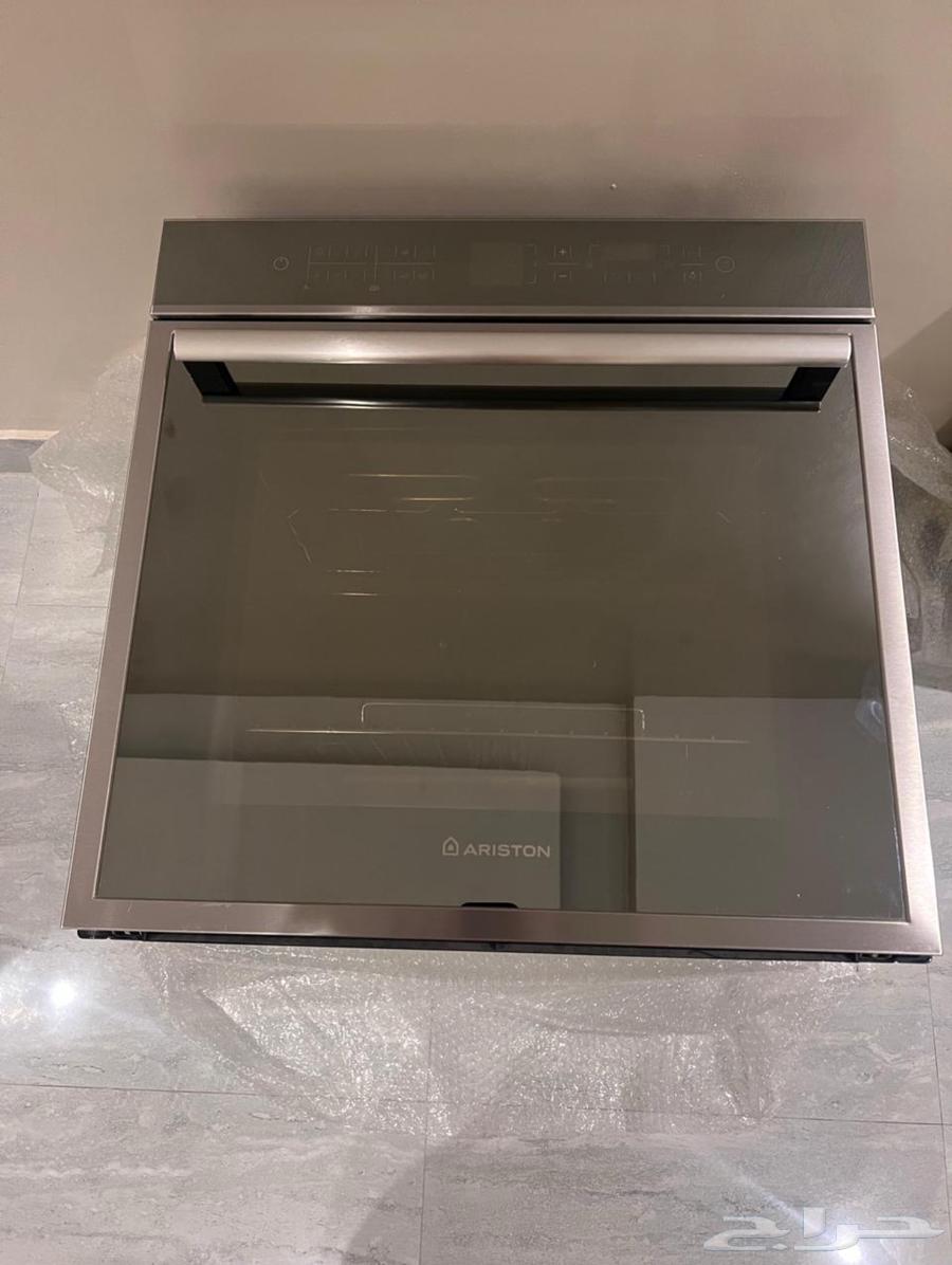 Ariston oven 60x60 cm Italian touch screen new in box636188717320991120