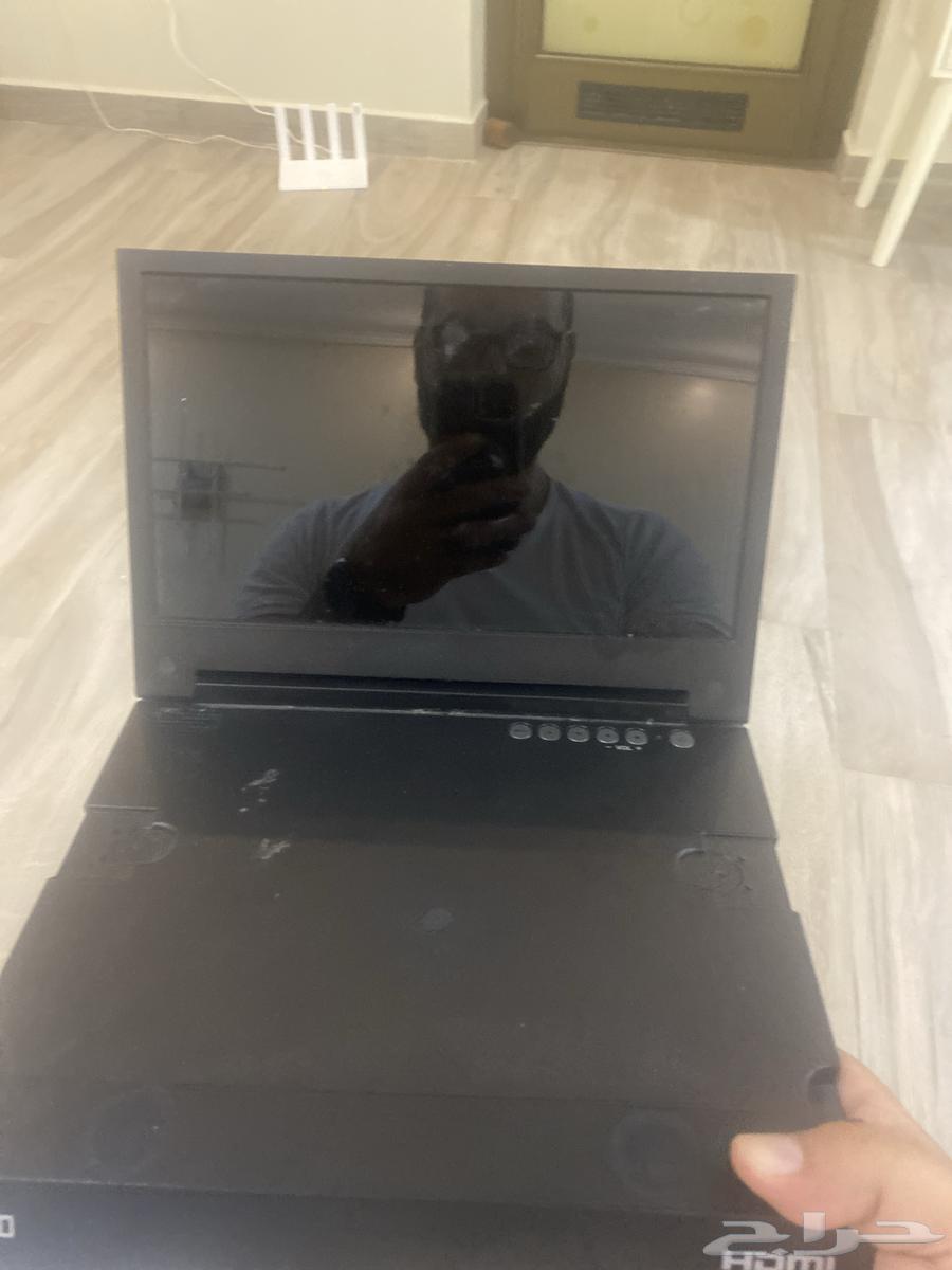 Portable PlayStation screen with audio system63618875260034111